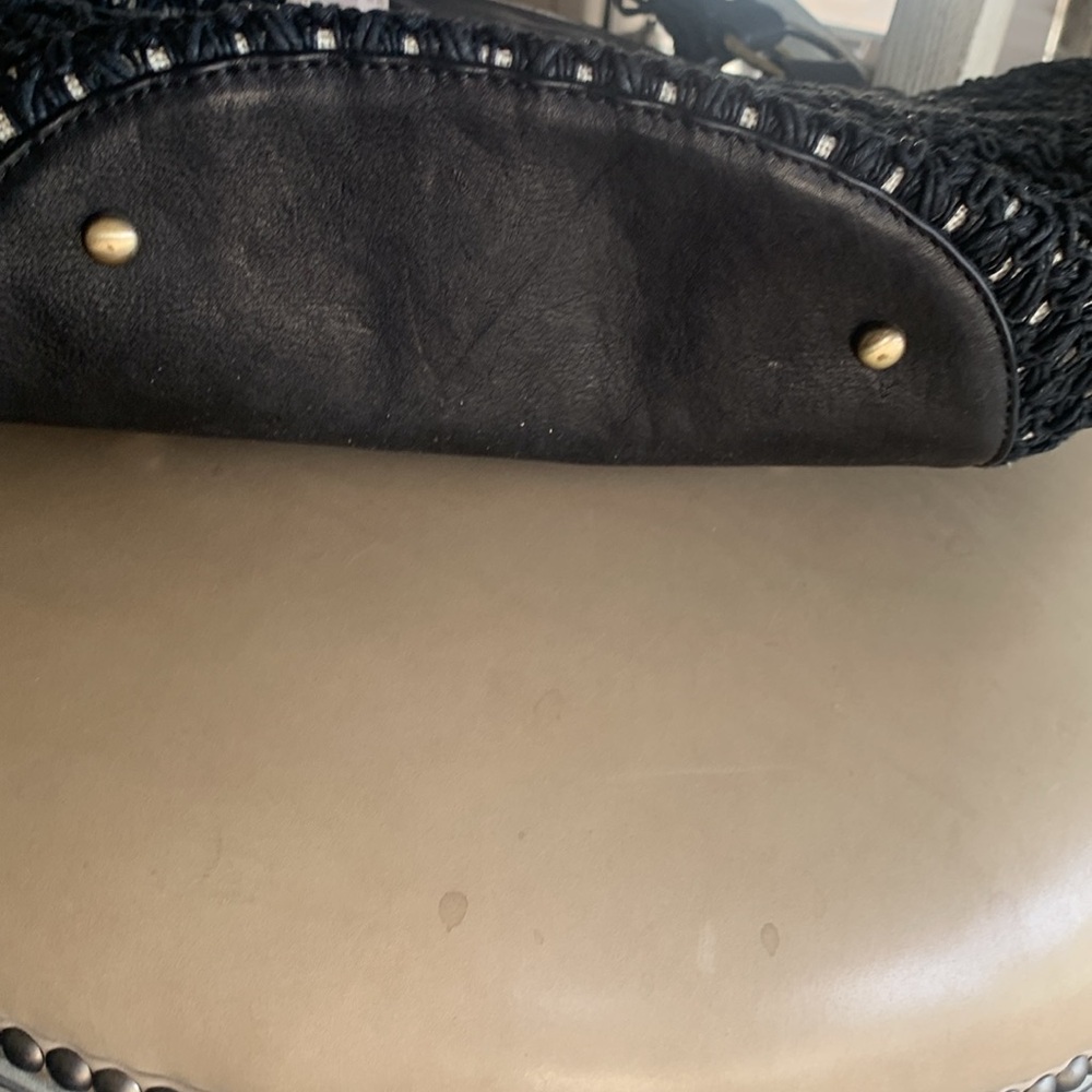 NWT TreVero Woven mesh Black leather and gold hardware Gorgeous handbag !!! - Picture 7 of 12